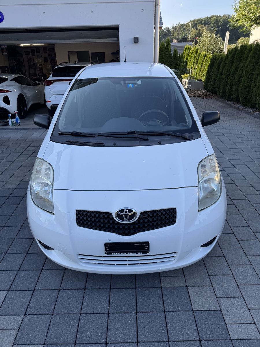 Toyota Autos: Toyota yaris  – Gebraucht aus Hagenbuch ZH von ati_m67m 1