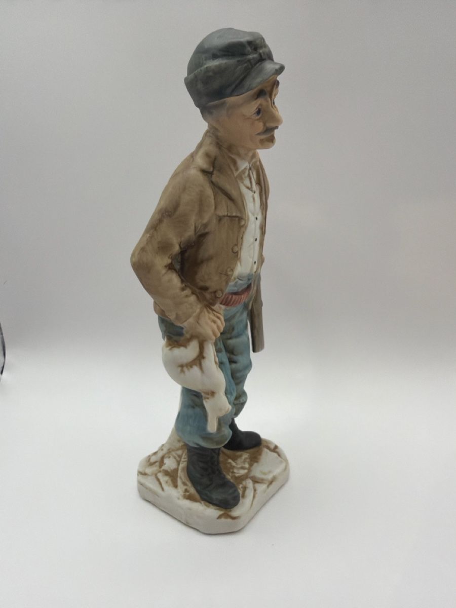 Statuette: Keramik Figur Jäger mit Schrotflinte und Hase – Usato da Kloten venduto da Eleanor82 3