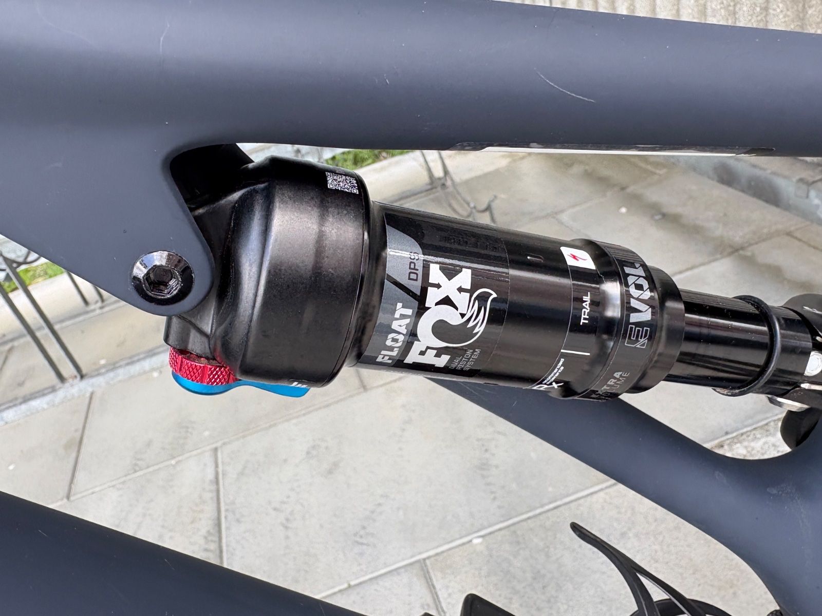 Specialized Biciclette: SPECIALIZED STUMPJUMPER COMP DARK NAVY/DOVE GREY – Usato da St. Gallen venduto da superlegger 4