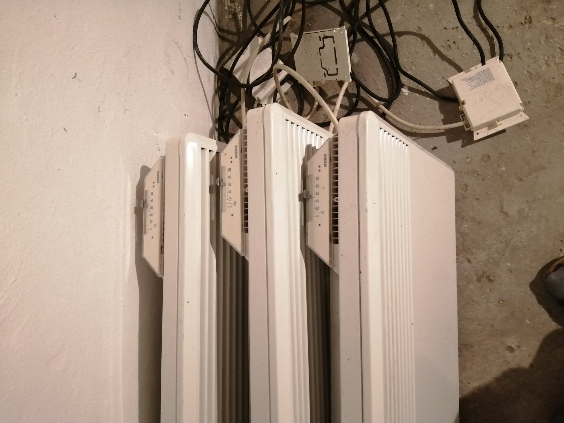 Heizgeräte: Radiator – Gebraucht aus Engi von Im010 2