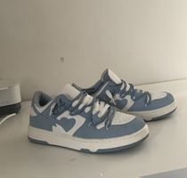 Sneaker blau und weiss  Gr. 43 sehr guter Zustand