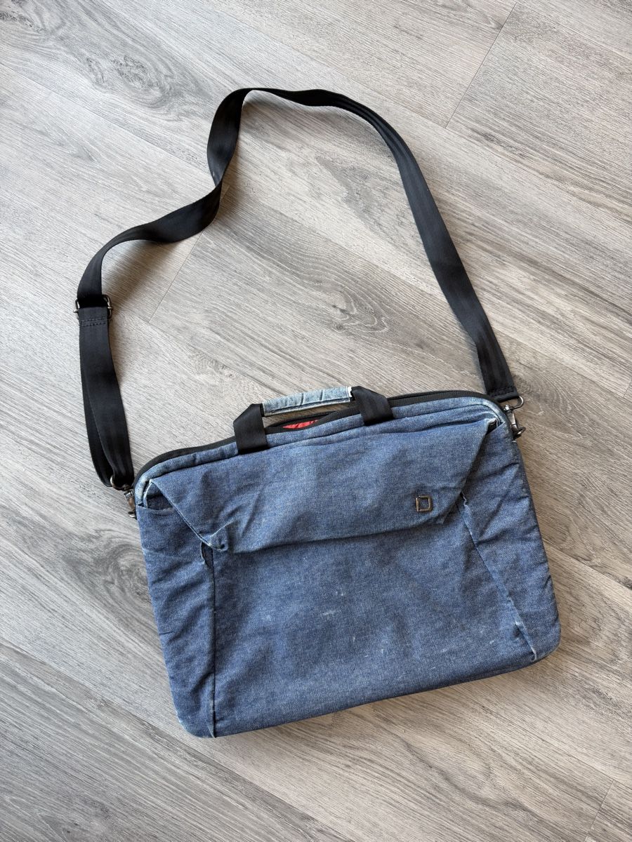 Borse: Laptoptasche Denim mit Tragegurt guter Zustand – Usato da Watt venduto da Soraya70