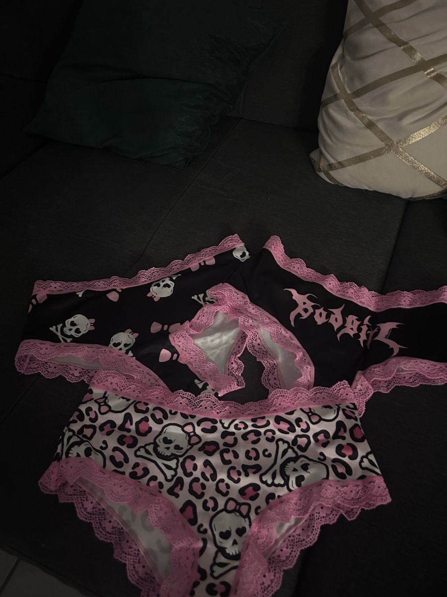 Shein Altra biancheria intima: Unbenutzte shein Unterhosen – Nuovo e nell'imballaggio originale da Frauenfeld venduto da ire_w2jl