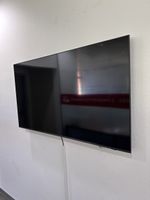 Flacher TV (65 Zoll) - wegen Geschäftsauflösung