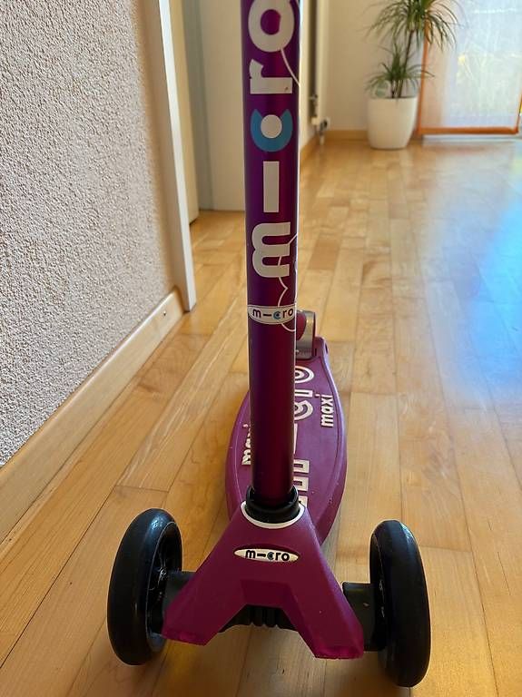 Micro Veicoli per bambini: Micro Maxi Deluxe Pro  trottinette – Usato da Zollikofen venduto da roxana_07 2