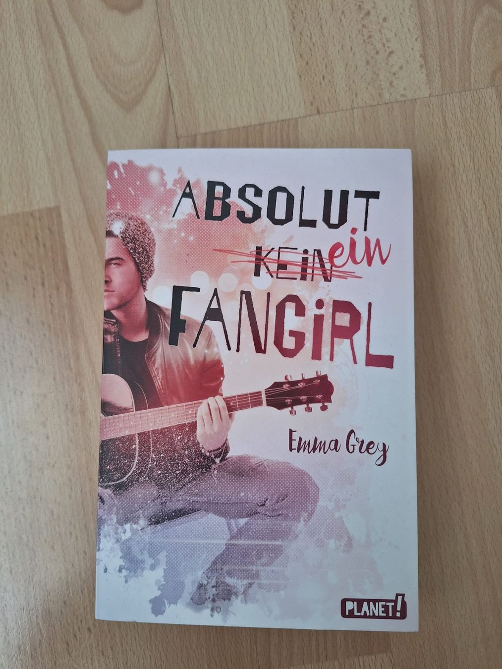 Libri: Absolut (k)ein Fangirl – Usato da Buchrain venduto da Doribug