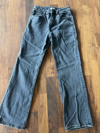 Graue Jeans - Gina Tricot - EU 34