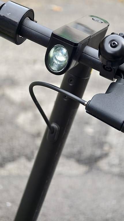 Elektromobile: Trotinette Mi Pro 2 – Gebraucht aus Lausanne von lui_79h5 3