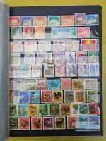 Album de timbres variés .