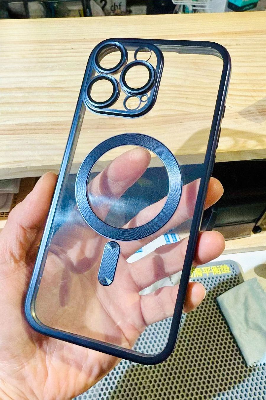 Cover & Protezioni schermo: iPhone 16 Pro/Max-Coque magsafe avec protection camera Bleue – Nuovo e nell'imballaggio originale da Morges venduto da DigiAC 1