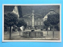 Altdorf - Lehnplatz, Kistor - Brunnen mit Tellspielhaus