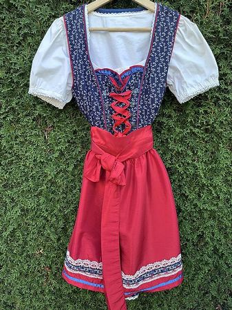 Dirndl Gr. 40/42 (wie neu)