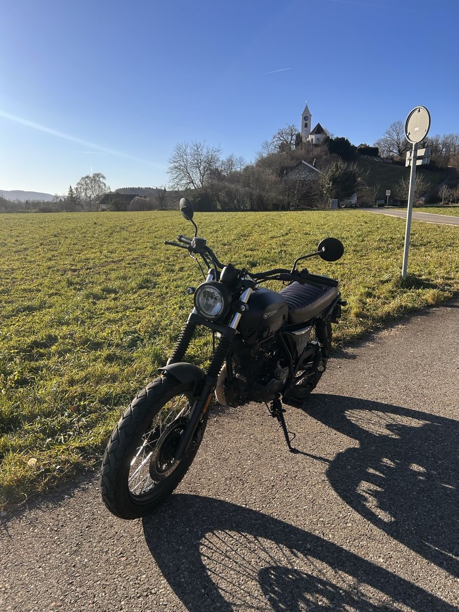 Brixton Motorcycles Chopper: Brixton Cromwell 125 ABS – Usato da Rombach venduto da thomiiris 1