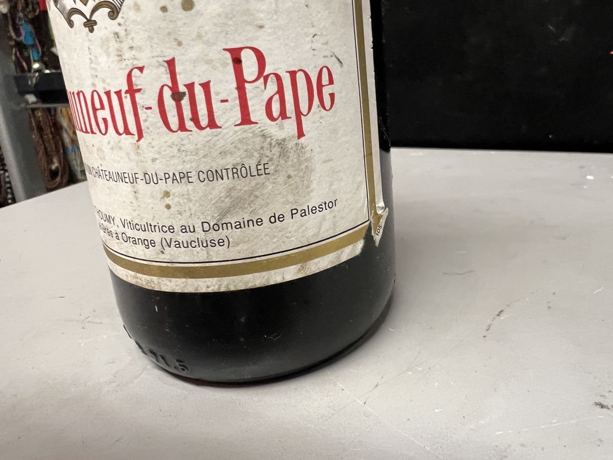 Vino: CHÂTEANEUF-DU-PAPE 1989 – Nuovo (secondo la descrizione) da Genève venduto da Leboucheoreilles 2