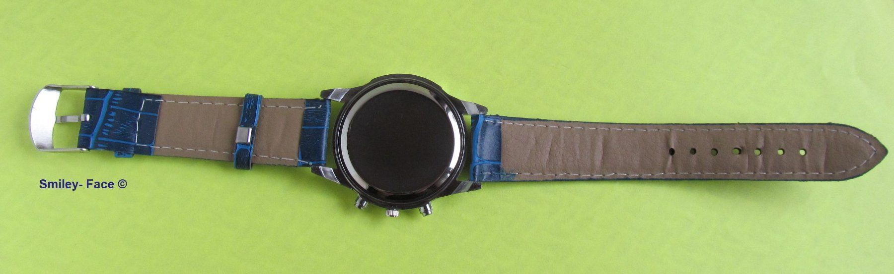 Orologi: Herrenuhr Silber mit blauem Zifferblatt – Nuovo e nell'imballaggio originale da St. Margarethen TG venduto da Smiley-Face 3