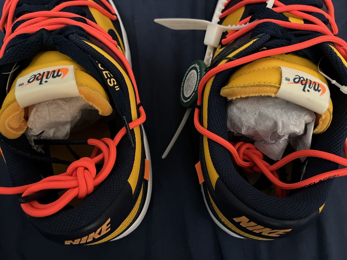 Nike Herrenschuhe: Nike Dunk low x Off White Michigan US 11 DS – Neu und originalverpackt aus Zürich von p.kanne 7