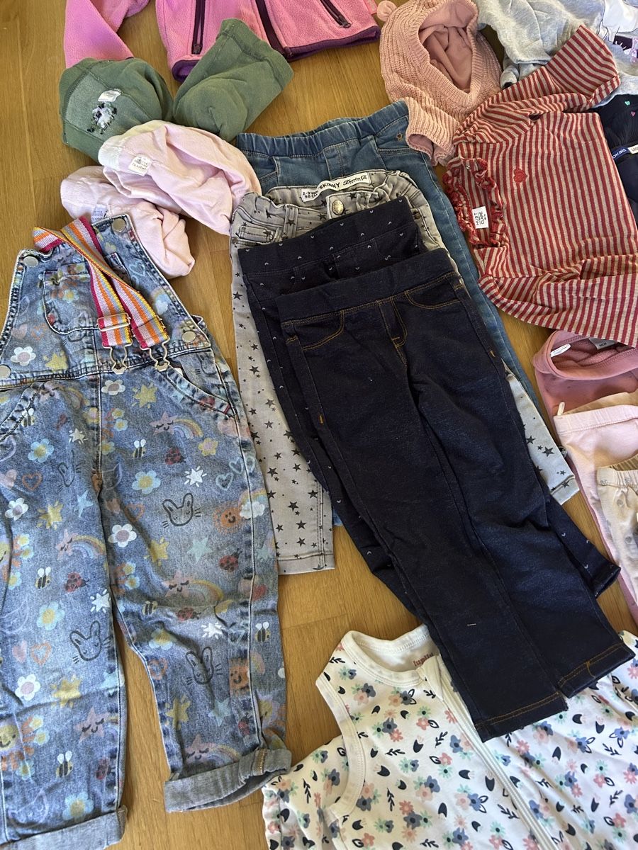 Lotti & Set di vestiti: Mädchen Bekleidung Grösse 98 – Usato da Zürich venduto da Jess-Steff 4