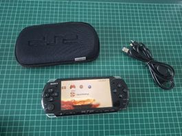 Sony PSP 3004 Black with Case and Charger