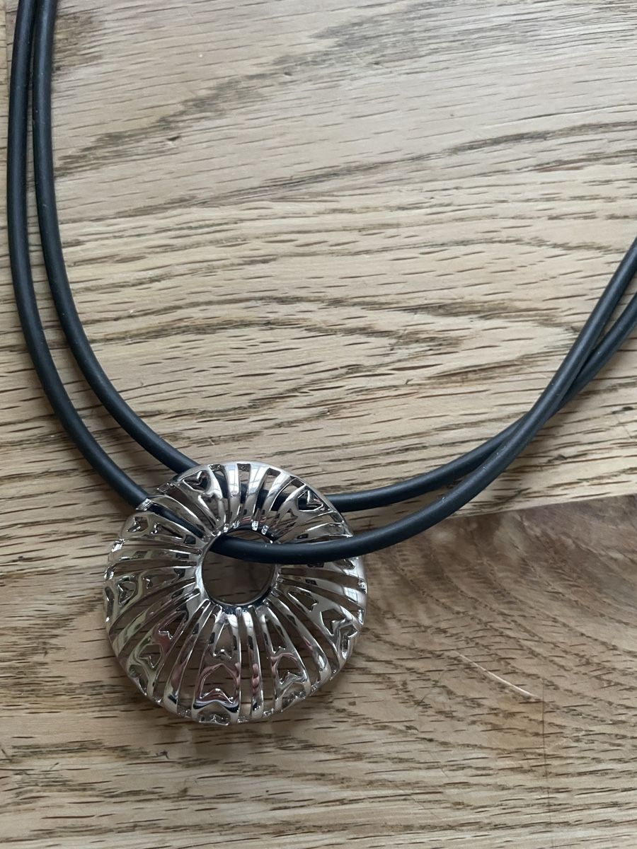 Pierre Lang Catenine: Pierre Lang Halsband – Usato da Flawil venduto da Naphtali 1