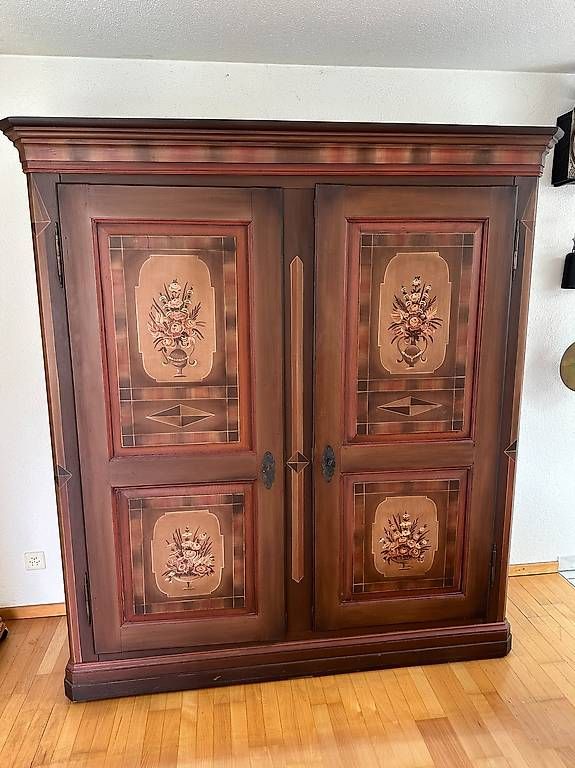 Armadi: Bauernschrank / Puureschrank – Usato da Winkel venduto da Chaefer69