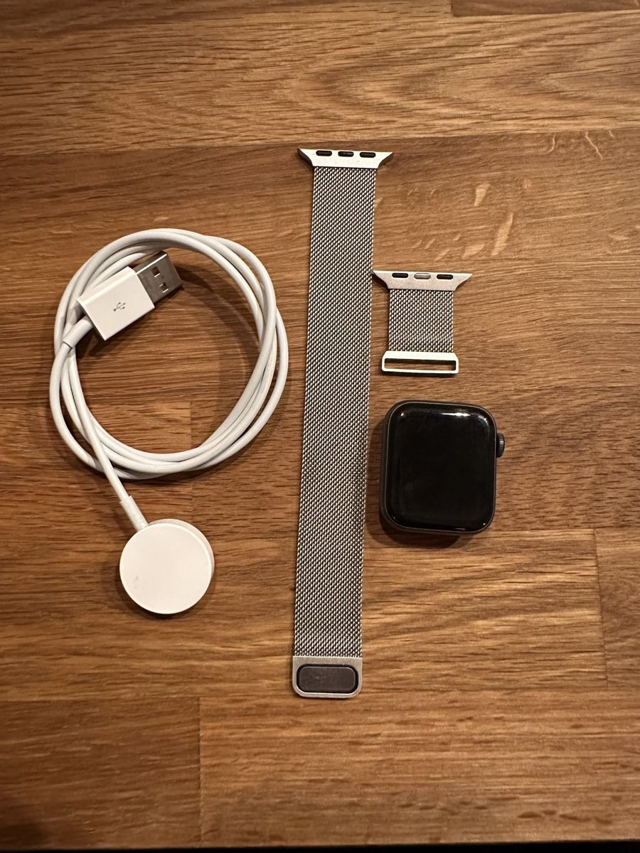 Apple Smartwatch: Apple Watch 5, 40mm – Usato da Wetzikon ZH venduto da ald_5z8c