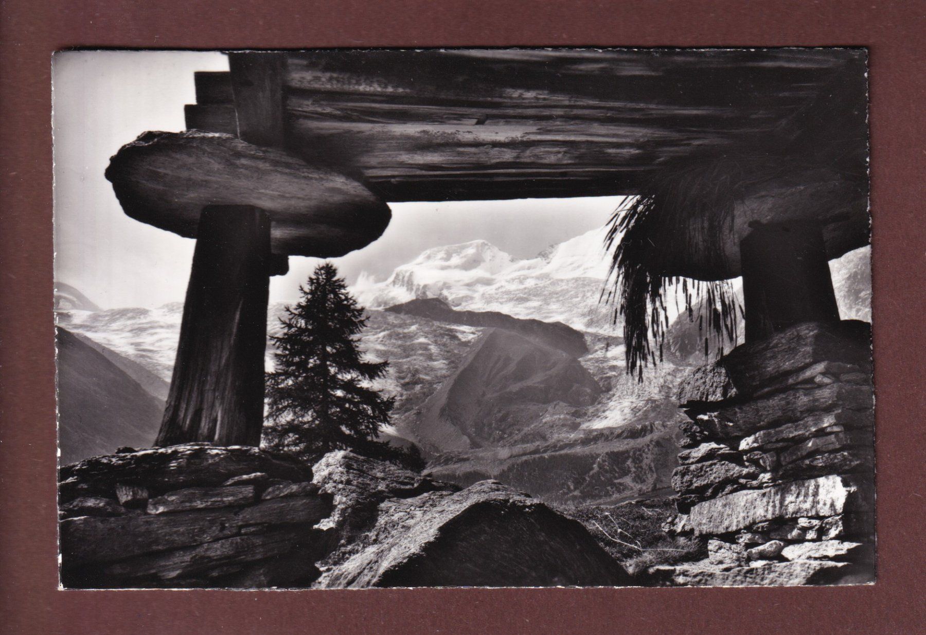 Cartoline postali: SAAS-FEE - Kornspeicher – Usato da Pully venduto da nicecards-shop