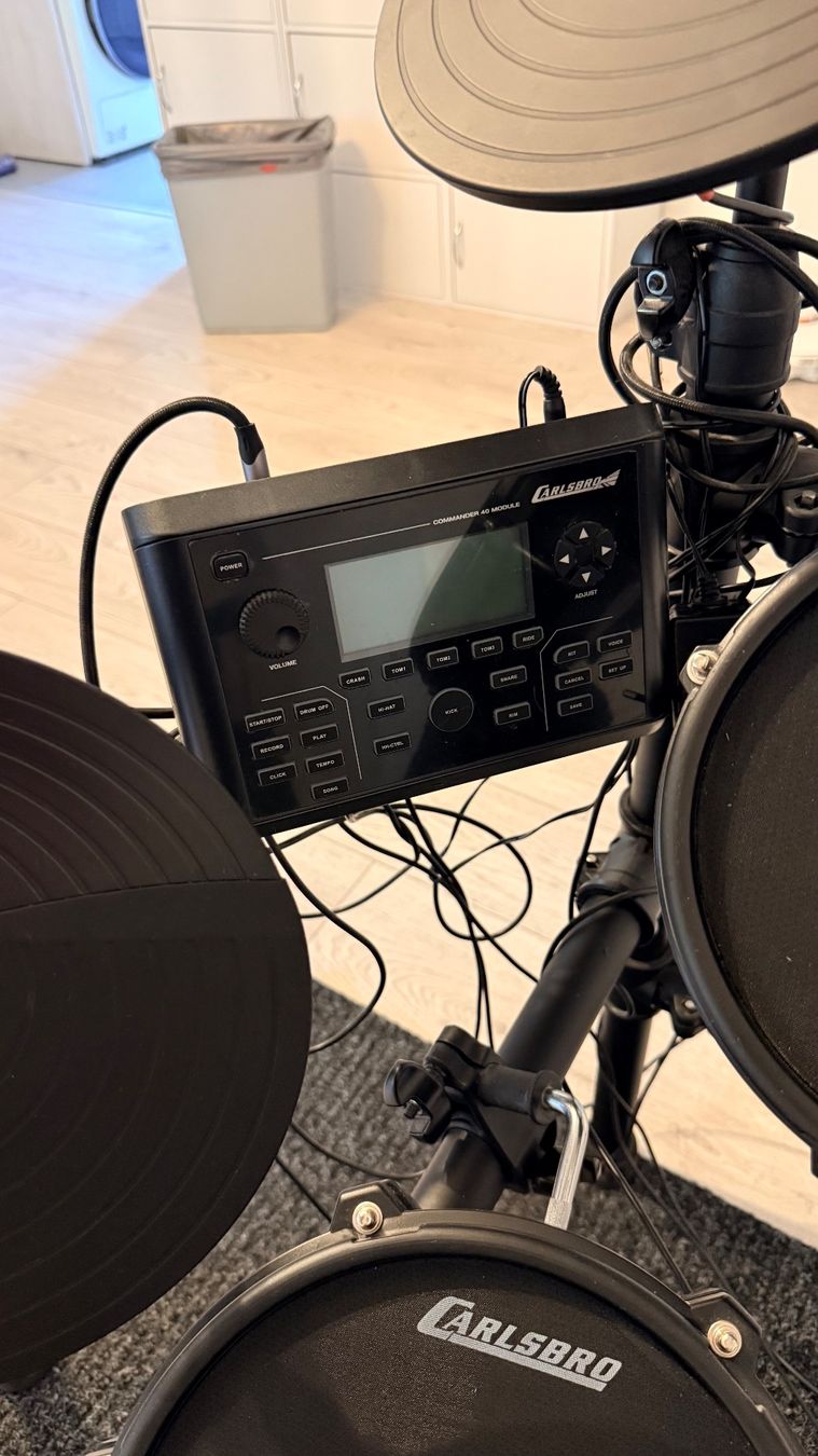 Musikinstrumente: Carlsbro CSD401 E-Drum Set (Mesh) inkl. Hocker & Sticks – Gebraucht aus Niederglatt ZH von Helloparty 2
