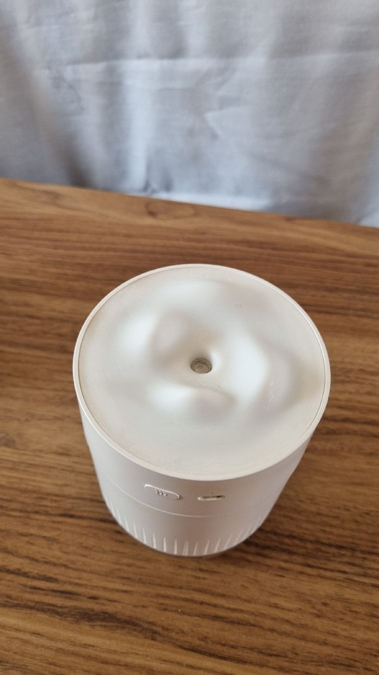 Umidificatori d'aria: Kleine Luftbefeuchter mit USB-Stecker – Usato da St. Gallen venduto da jil_l6mm 3