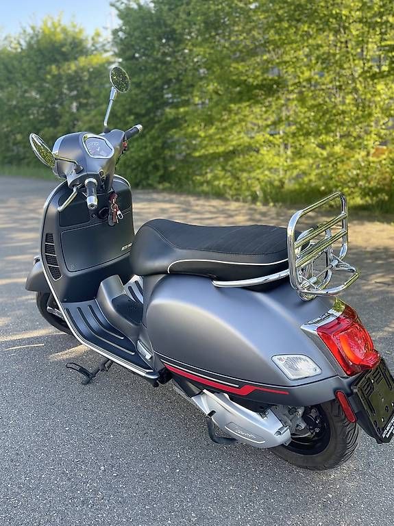 Scooter: Piaggio Vespa GTS 300 ABS/ASR – Usato da Hochdorf venduto da Kiddy0 1