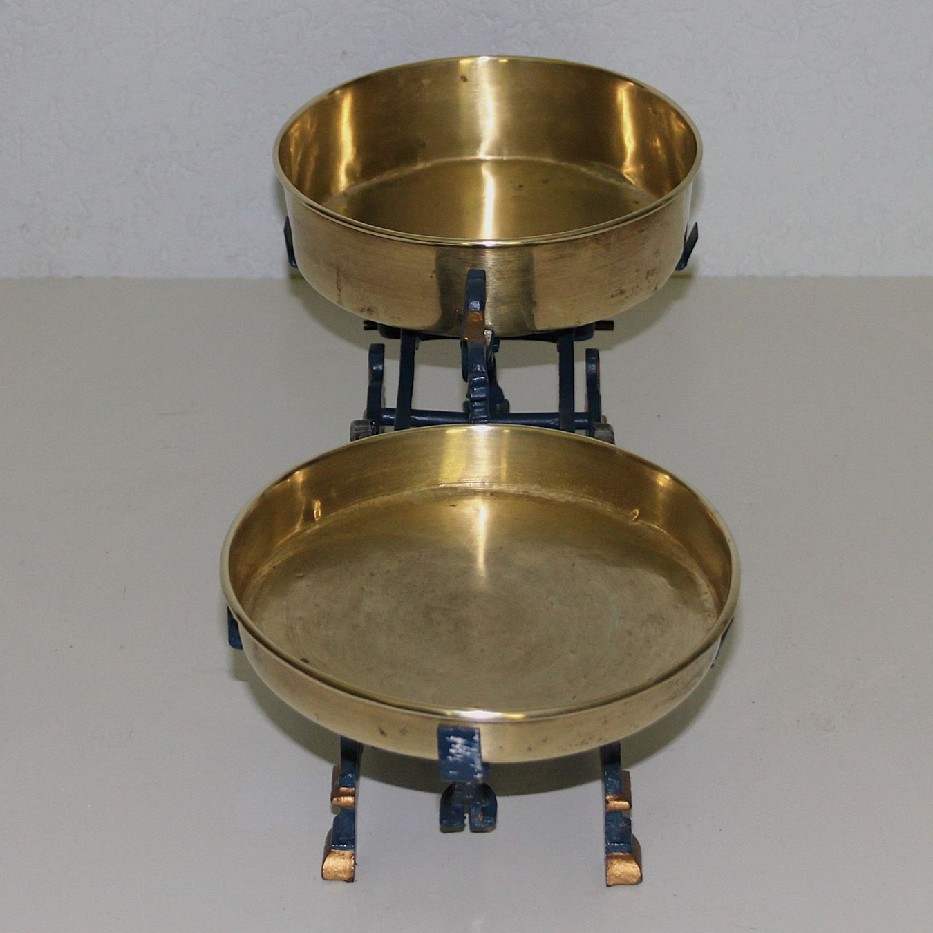Waagen und Gewichte: Petite BALANCE antique – Gebraucht aus Cernier von Oural1 4