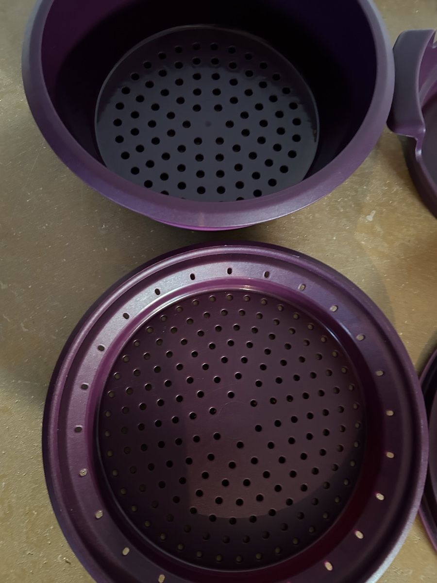 Tupperware Behälter & Ähnliches: Micro gourmet Tupperware  – Gebraucht aus Montsevelier von Batson 1