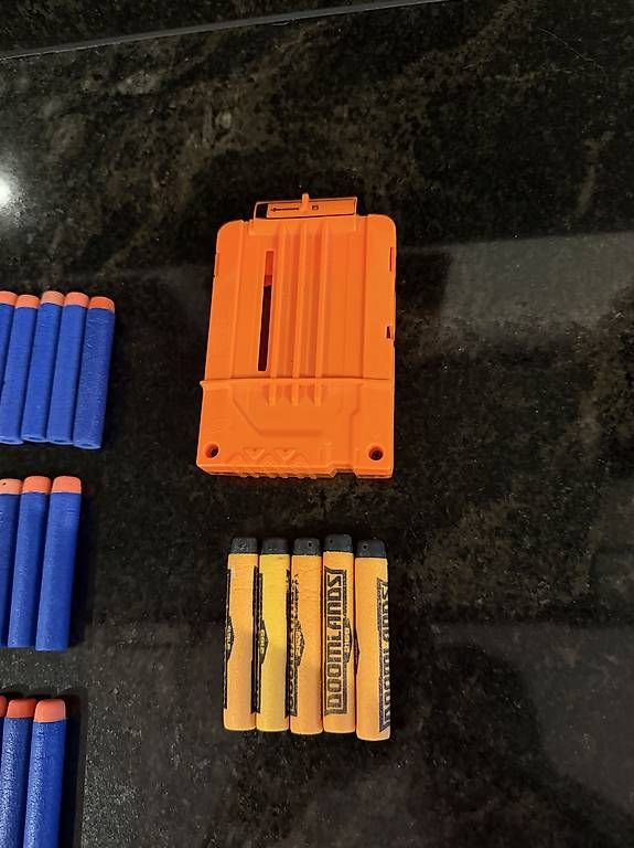 Nerf Giocattoli: 53 Nerf-Schüsse inklusive 6er-Magazin – Usato da Buchrain venduto da nic_sp69 1