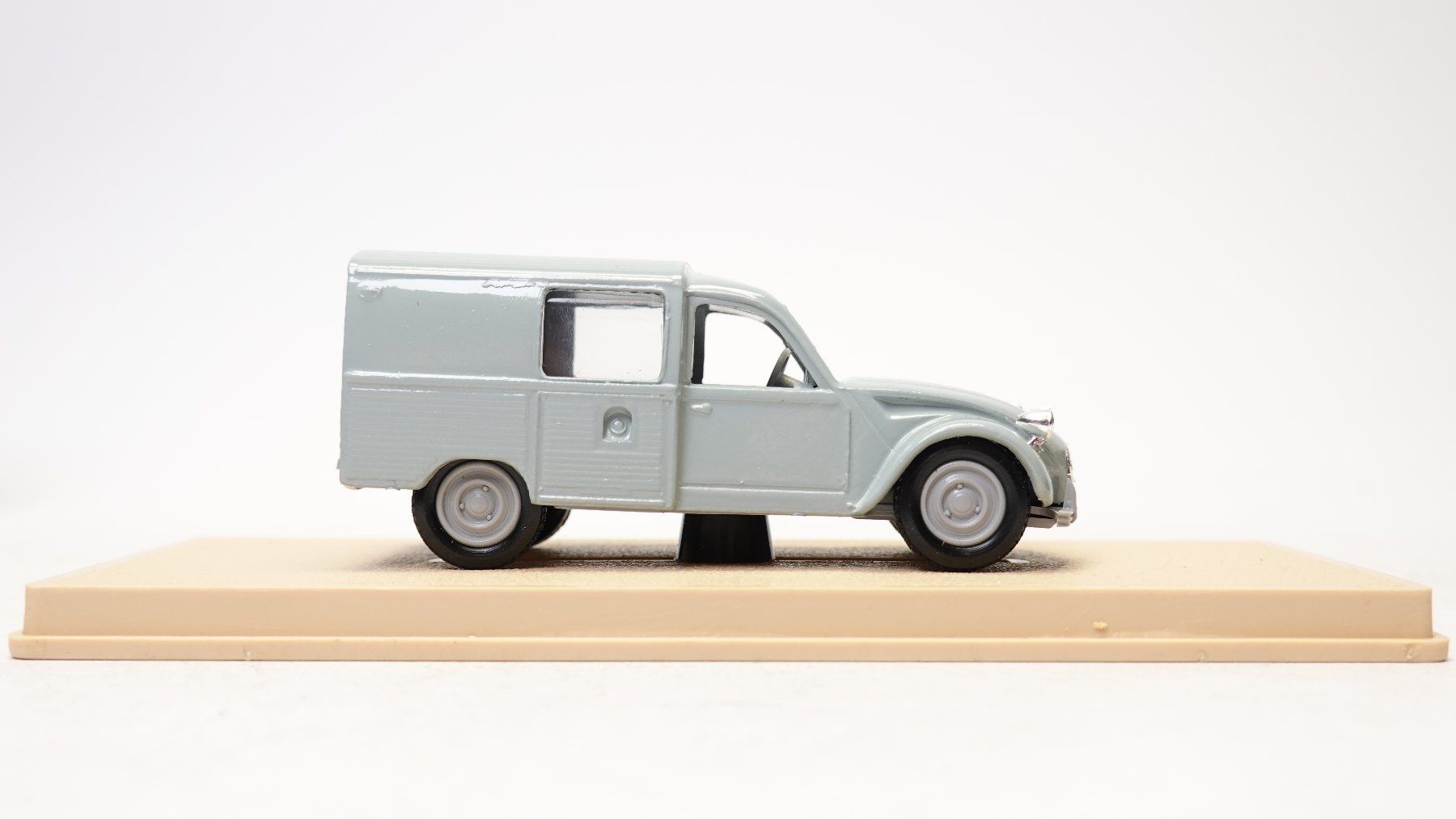 Vitesse Modellautos: e16 Eligor 1320 Citroen 3 CV 1964 – Gebraucht aus Thun von evinka_gmbh 3