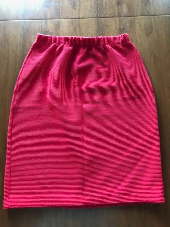 Roter Sommerrock Gr. XS - figurbetont & bequem | Bund 28 cm