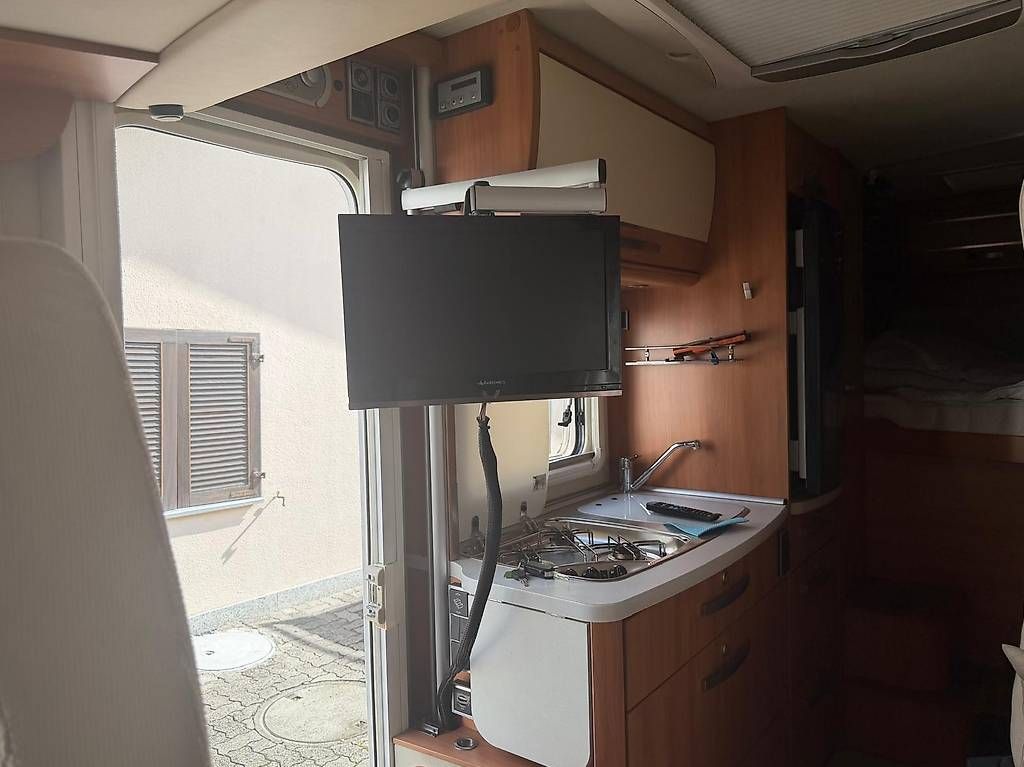 Veicoli da campeggio: Hymer EXIS -I – Usato da Plons venduto da stritzel 3