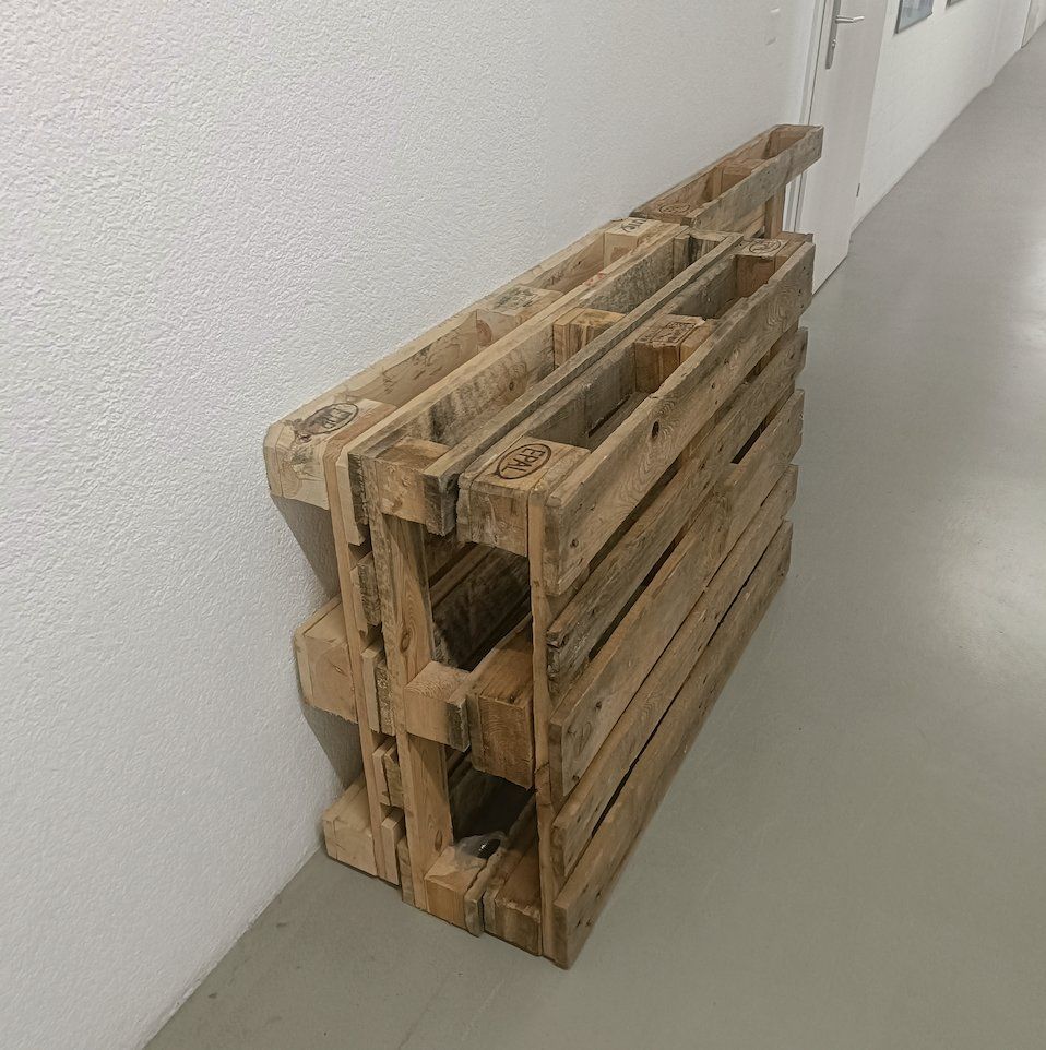 Paletten: Europapalette – Gebraucht aus Zürich von int_y5kq 1