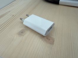 Apple USB Ladegerät Adapter