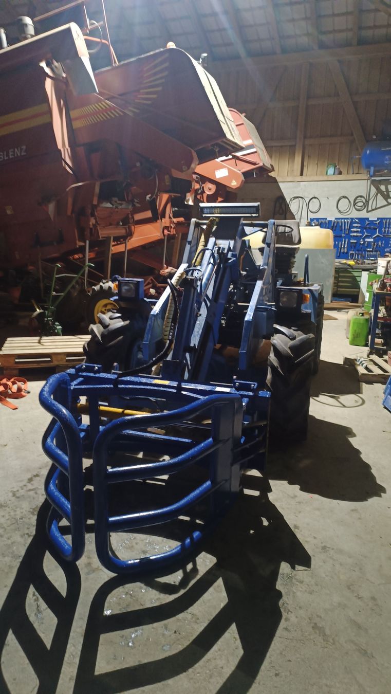 Hoflader: Hoflader Teleskoplader Hoftrac – Gebraucht aus Walterswil BE von ben_lbs6 5