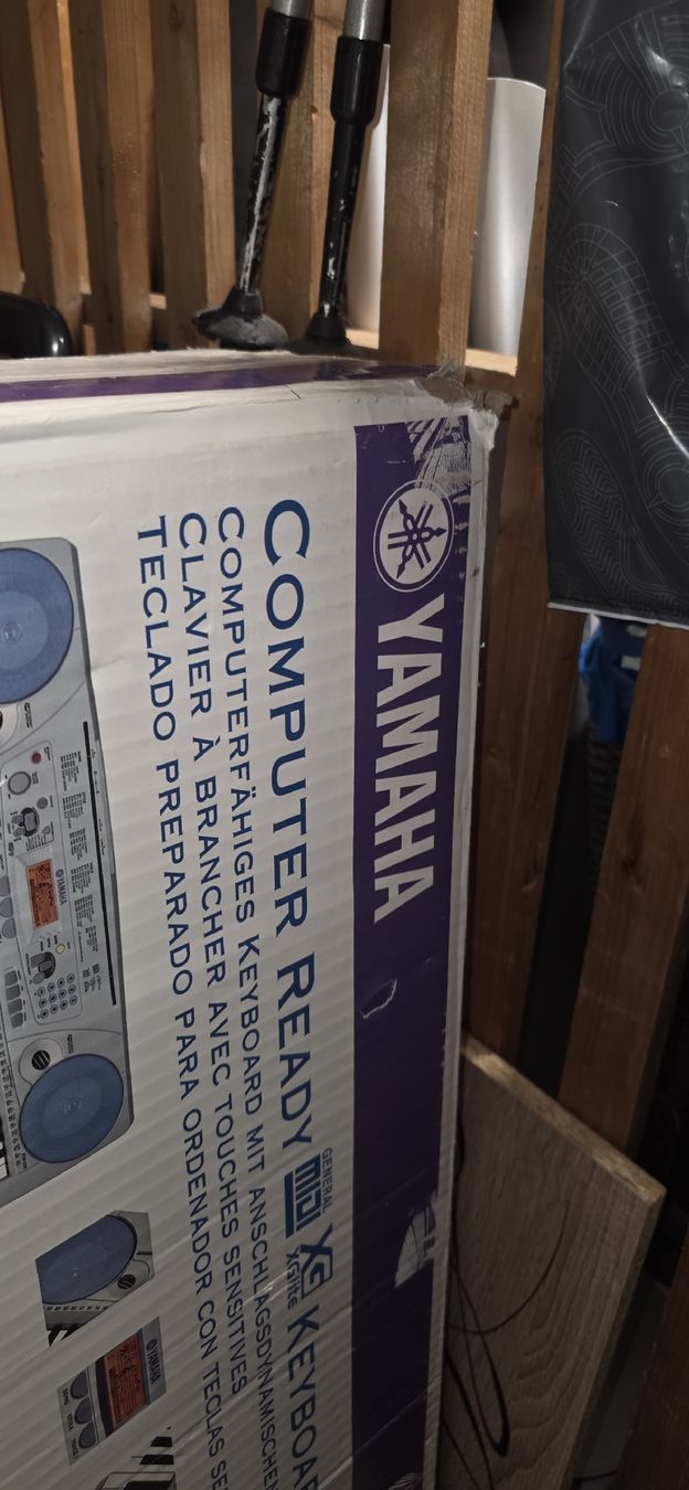 Yamaha Strumenti musicali: Keyboard – Usato da Zürich venduto da Toetsch