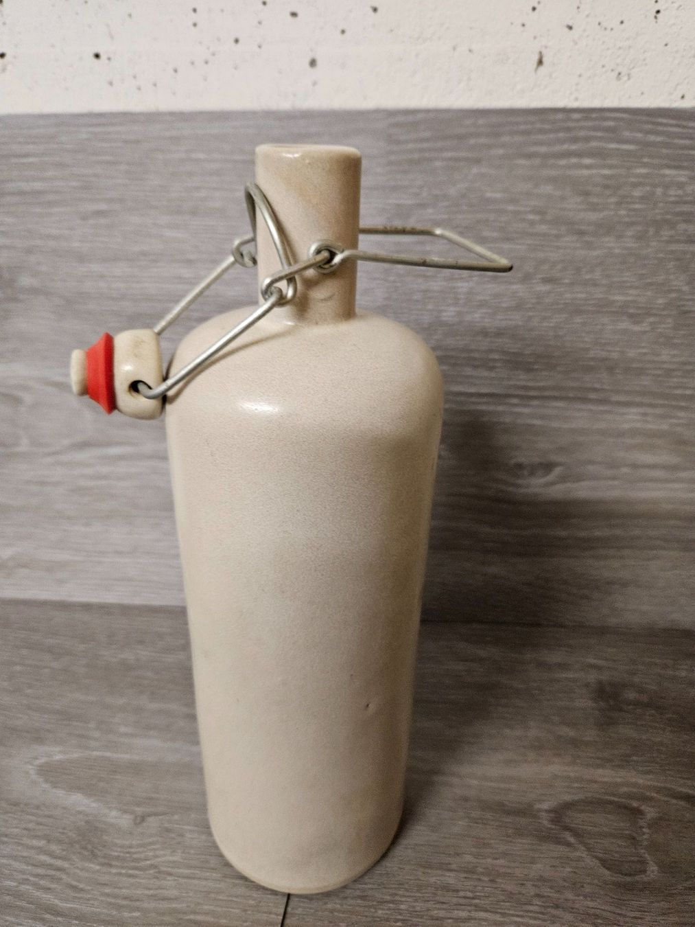 Altro in Stoviglie & Bicchieri: Bouteille en grès avec bouchon mécanique occasion – Usato da St-Barthélemy VD venduto da steepy33 1
