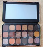 Neue Revolution Lidschatten Palette Forever Flawless