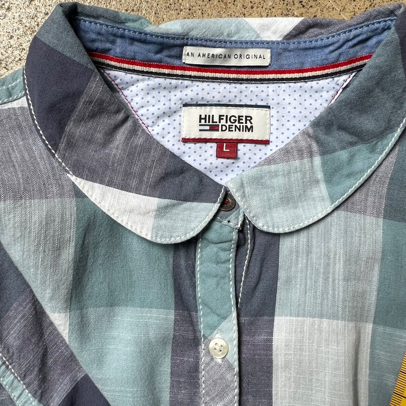 Tommy Hilfiger Camicette: HILFIGER DENIM Hemd 🩵 – Usato da zürich venduto da vintage12 8