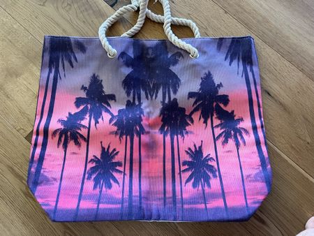 Strandtasche Palmenprint lila pink neuwertig 54cm