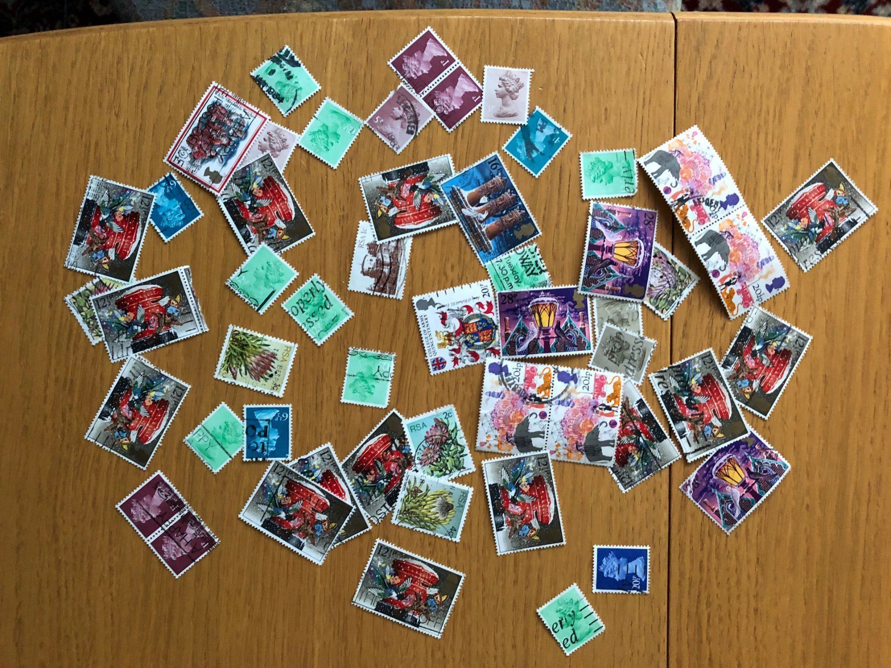 Tutti i francobolli: Briefmarken lose bunt gemischt Europa – Usato da Zürich venduto da peterle01 1