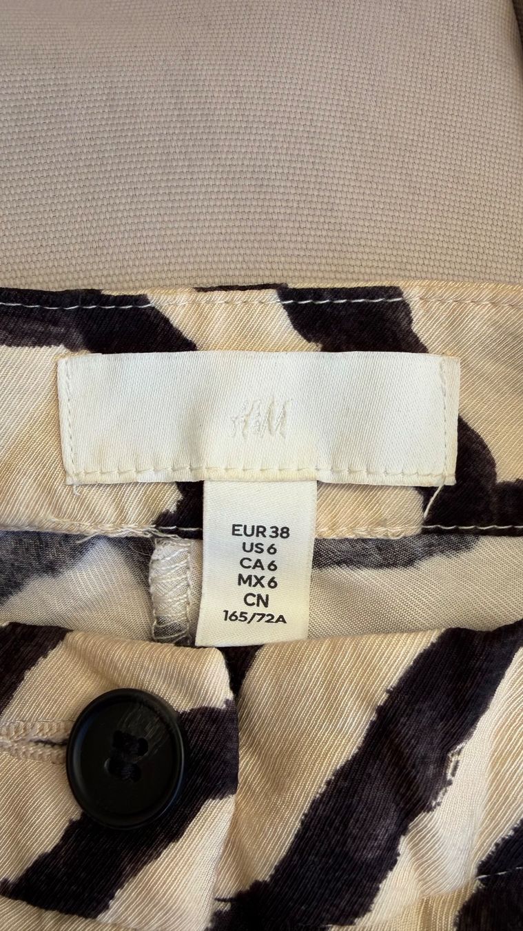 H&M Pantaloni: Hose gemustert Gr. 38 – Usato da Volketswil venduto da Irkasha 1