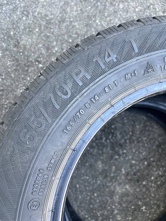 Pneumatici & Ruote complete: 2 x 165/70/14 Gislaved Winterreifen  – Usato da Frasnacht venduto da nobloff 1