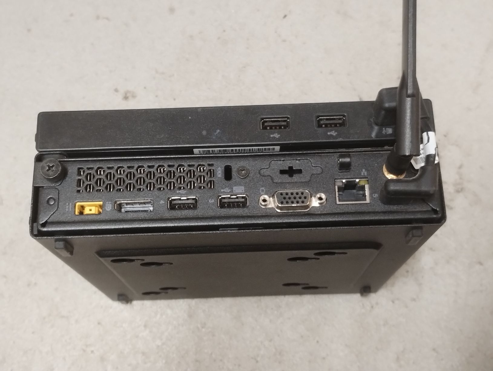 Lenovo PC: Lenovo ThinkCentre Mini PC DVD-RW WLAN mit Netzteil – Usato da Zürich venduto da danihell 4