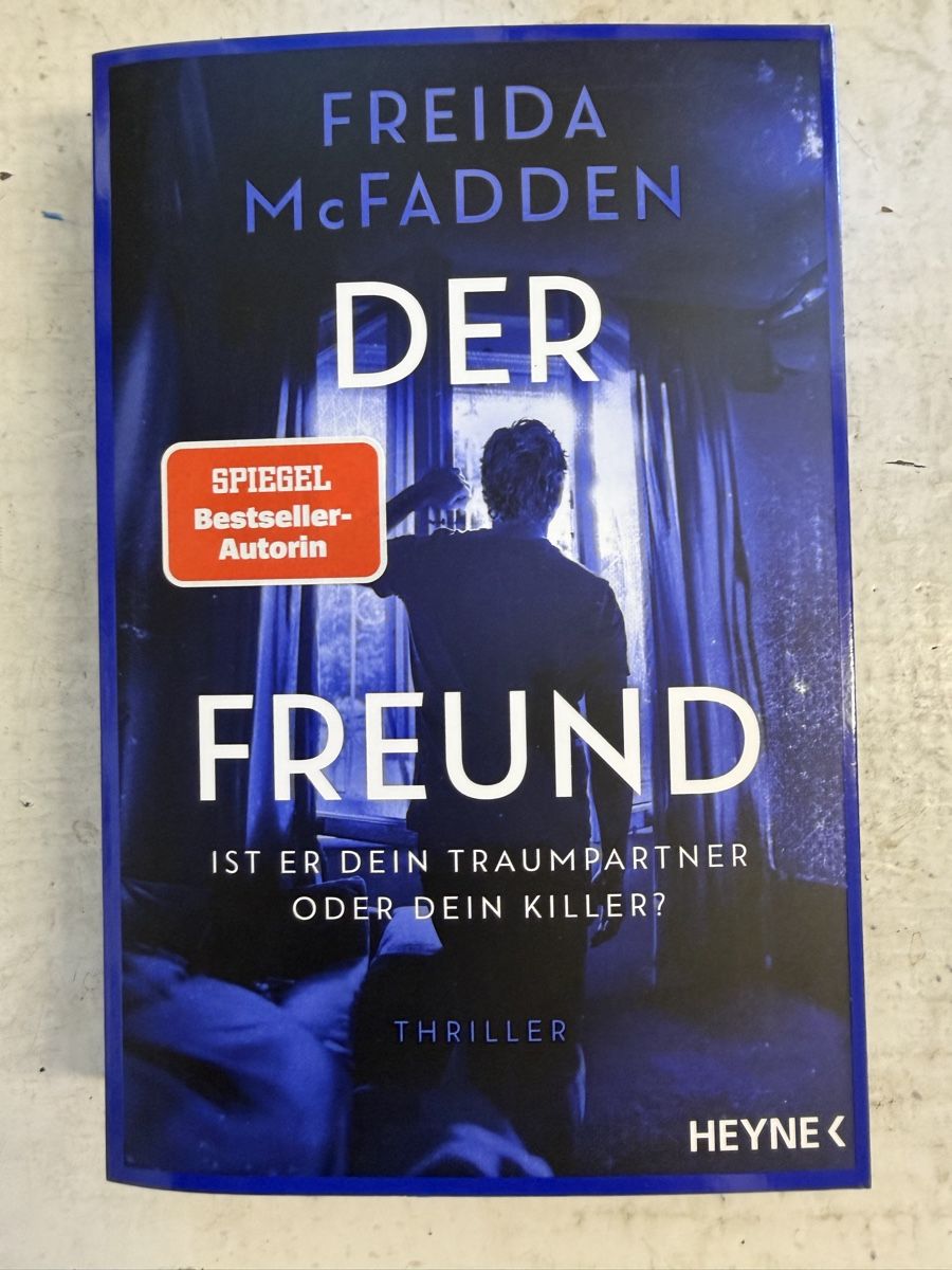 Livres: Freida McFadden: Der Freund – D'occasion à Dietikon par Buchantiqdietikon