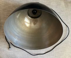 Tolle, grosse Metalllampe in Schwarz
