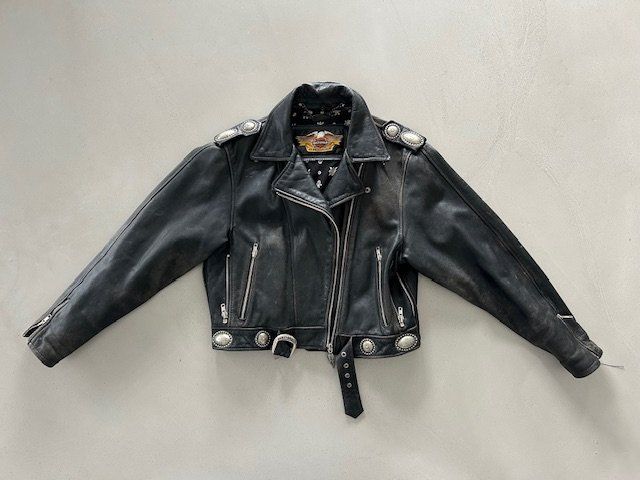 Giacche: HARLEY-DAVIDSON DAMEN MOTORRAD-LEDERJACKE – Usato da Allschwil venduto da Takethat